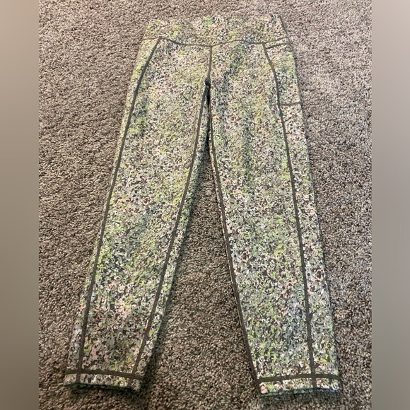 Sweaty Betty leggings - Picture 1 of 3